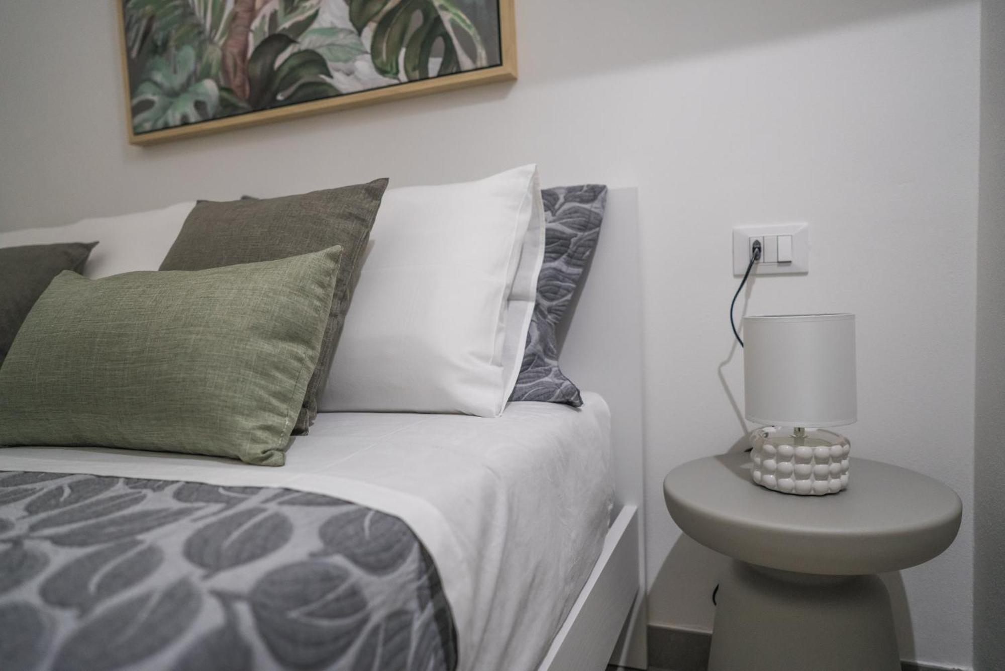 Casa Azzurra Rooms E Apartment Terrasini Dış mekan fotoğraf