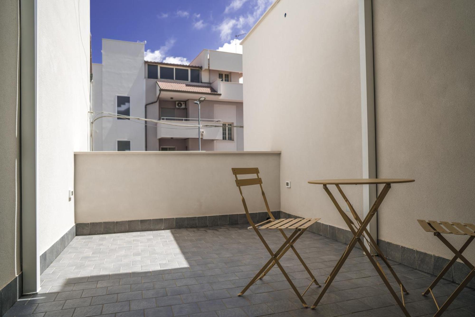 Casa Azzurra Rooms E Apartment Terrasini Dış mekan fotoğraf